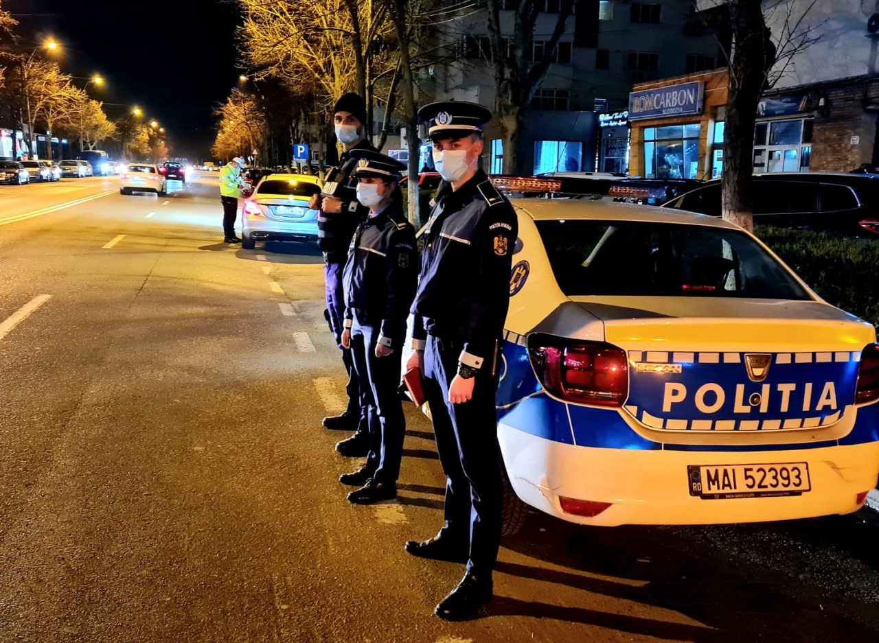 8 ȘTIRI DE LA ORA 8. Autoritățile pregătesc, sâmbătă, prelungirea restricțiilor în București pentru încă două săptămâni