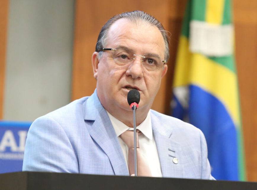 Un politician din Brazilia, care a susținut un proiect de lege privind interzicerea vaccinării obligatorie, a murit infectat cu Covid