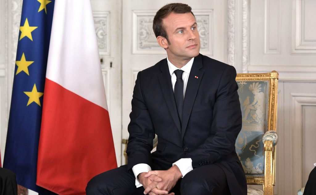 Macron, apel la „rezistență”. Franța, încă șase săptămâni de restricții!