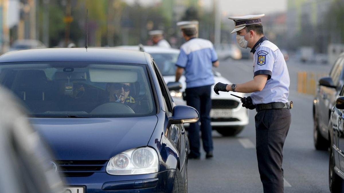 Ședință CMBSU. Alin Stoica, prefectul Capitalei: Masca de protecție, necesară în jurul școlilor, unde se vor crea aglomerări (UPDATE)