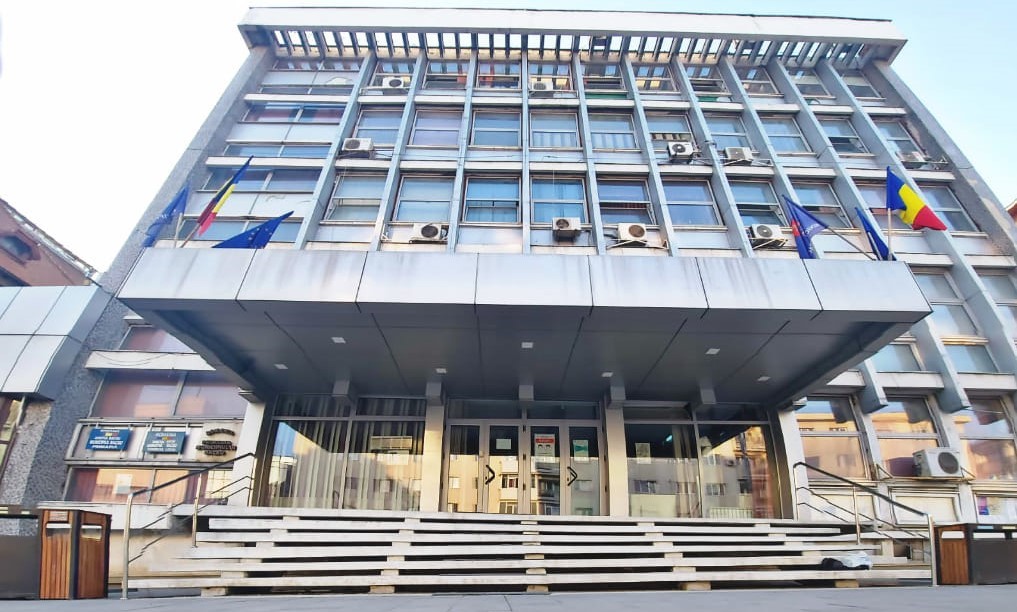 Războiul burselor între elevi și Primăria Bacău: ”Argumentele enunțate sunt false”