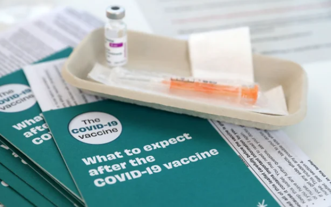 Studiu. Vaccinarea singură nu este suficientă pentru a opri coronavirusul. O relaxare graduală a măsurilor ar putea diminua viitoarele valuri