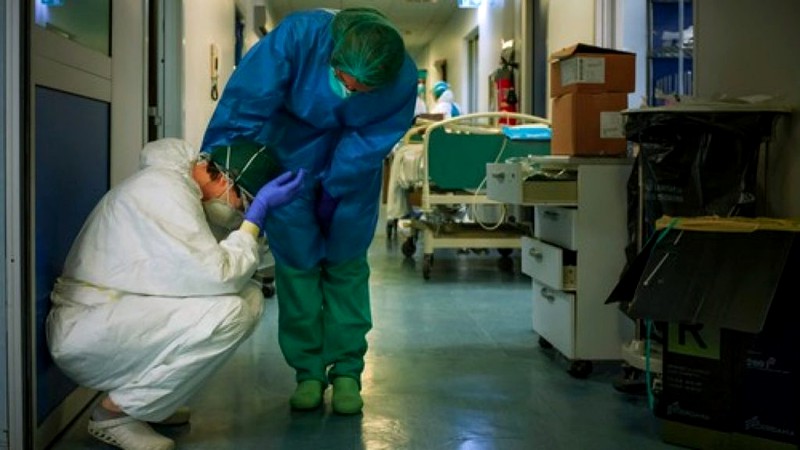 COVID-19 a făcut prima victimă la UPU-SMURD Iași. Un infirmier de 57 de ani, care nu s-a vaccinat, a murit