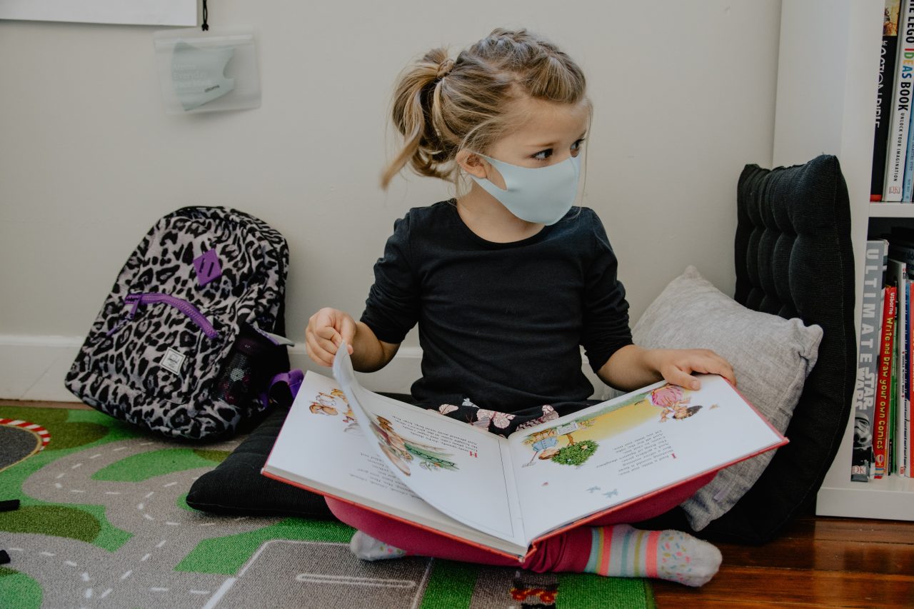 Cum ar trebui părinții vaccinați să abordeze diferite situații dacă copiii lor nu sunt imunizați