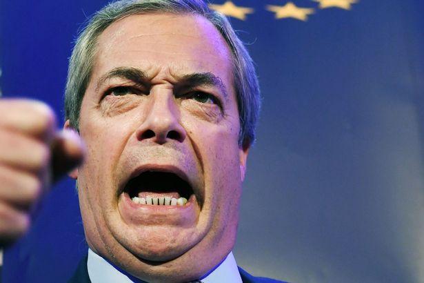 Nigel Farage, unul dintre inițiatorii Brexit, insistă că nimeni din „istorie nu a făcut mai multe pentru oamenii de culoare decât familia regală britanică”
