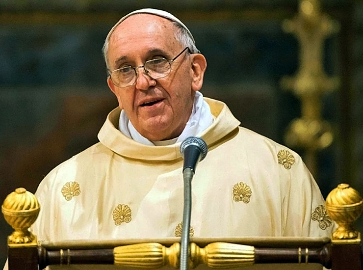 Papa Francisc condamnă abuzurile sexuale asupra copiilor comise de prelații Bisericii Catolice! Ce a făcut