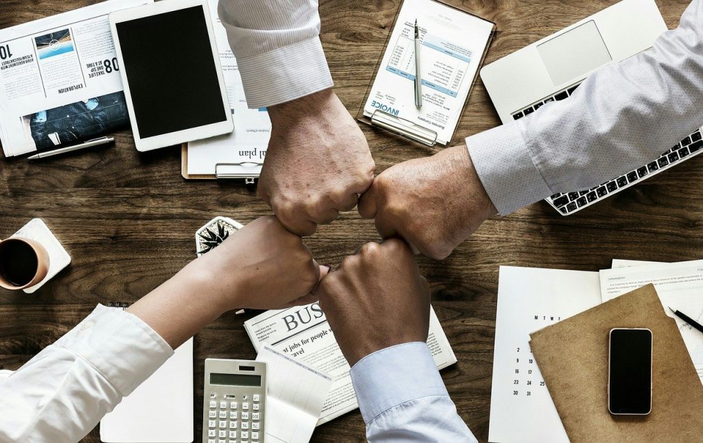 MESSAGES TO OUT THERE S.R.L. anunță lansarea proiectului „Granturi pentru capital de lucru acordate beneficiarilor IMM-uri cu activitate economică în unul din domeniile de activitate prevăzute în anexa nr. 2”