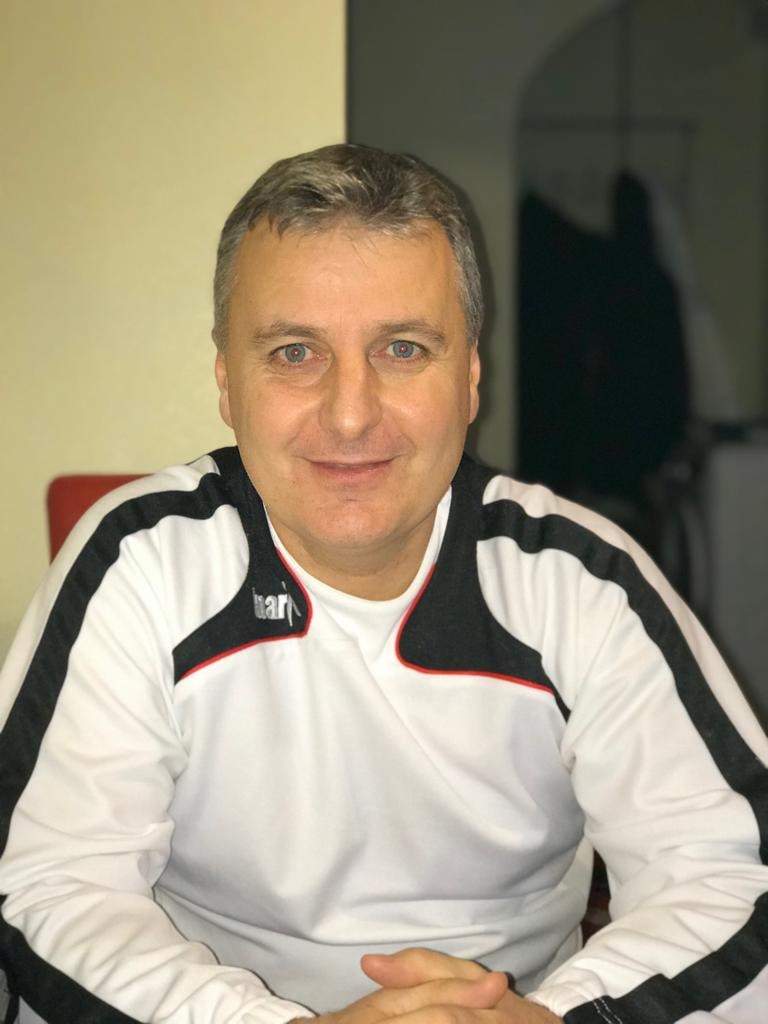 Un profesor din Iași a murit din cauza COVID-19. Bărbatul avea doar 45 de ani