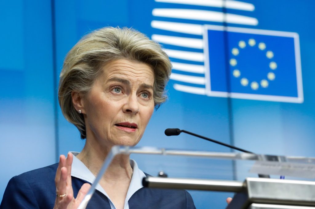 Von der Leyen îndeamnă cetățenii europeni să se vaccineze: Noi forme COVID și mai îngrijorătoare s-ar putea răspândi global în câteva luni