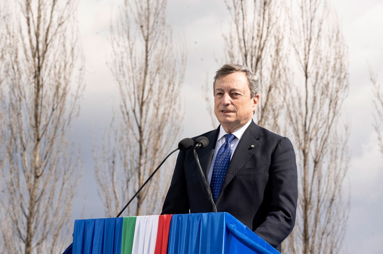 Italia reia vaccinarea cu serul AstraZeneca. Și alte țări europene au făcut anunțuri similare