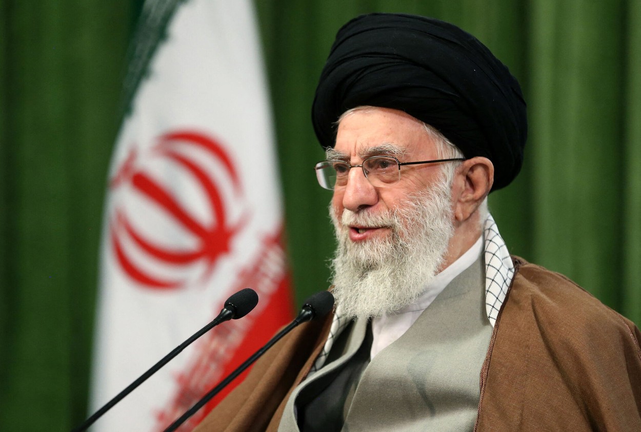 Iranul cere ridicarea sancțiunilor SUA pentru a reveni în Acordul Nuclear. Ali Khamenei: Am avut încredere în America pe vremea lui Obama, dar americanii nu au făcut același lucru