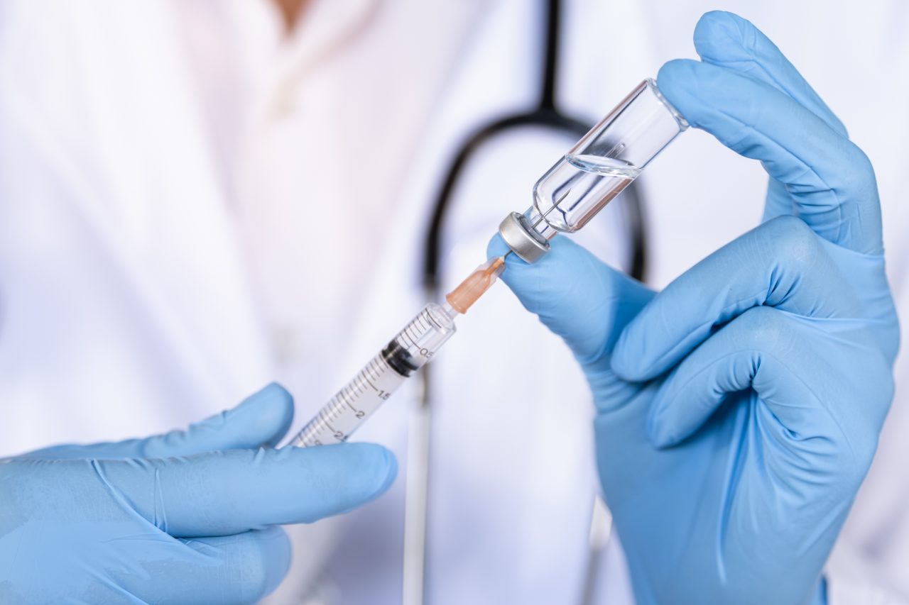 Câți români vaccinați anti-COVID-19 au murit după infectarea cu virusul SARS-CoV-2 / Date de la INSP