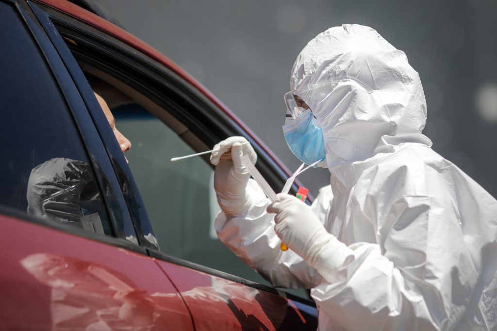 Capitala intră în scenariul roșu. Rata de infectare a ajuns la 3,05