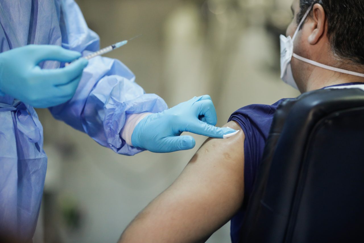 Centru de vaccinare din Prahova, închis din cauza lipsei de personal. Ce se va întâmpla cu cele peste 1.700 de persoane programate acolo