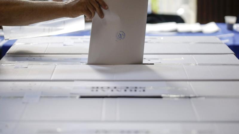 Uluitor! S-a dat spargere la Judecătoria Mizil, de unde s-au furat buletinele de vot care ar fi trebuit să fie renumărate, după alegerile din septembrie!