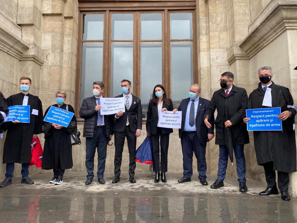 Robert Cazanciuc, vicepreședintele Senatului, după protestul avocaților pe treptele Palatului de Justiție: ”Suntem într-un moment de cotitură cu privire la existența statului de drept”