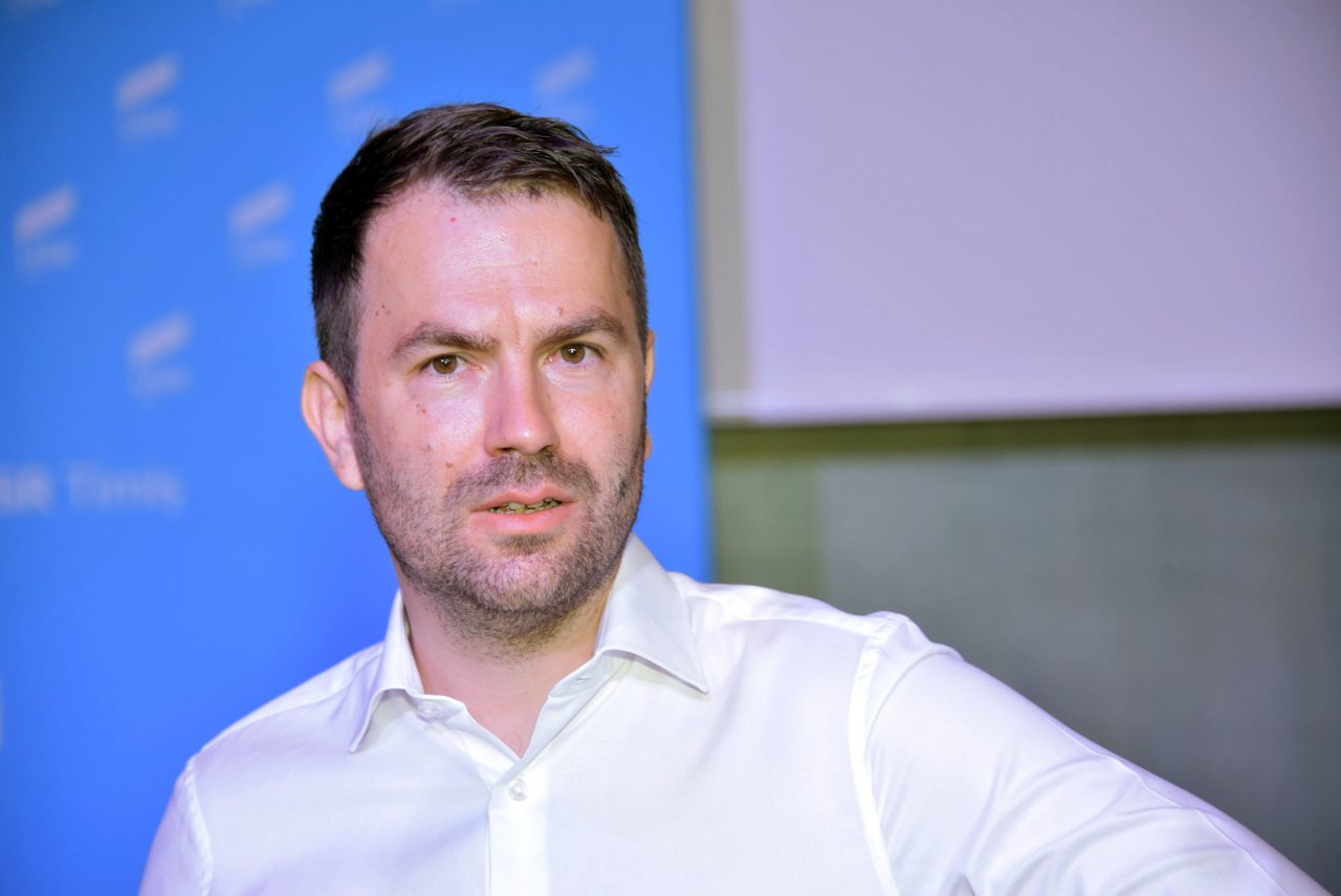 VIDEO | USR anunță că atacă la CCR proiectul de lege privind măsurile fiscal-bugetare. Drulă: „Legea este un asasinat”