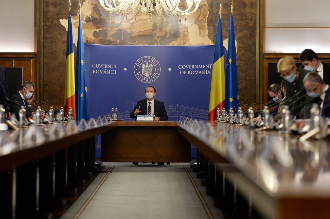 Guvernul a prelungit starea de alertă cu 30 de zile. Care sunt măsurile adoptate în ședința de joi