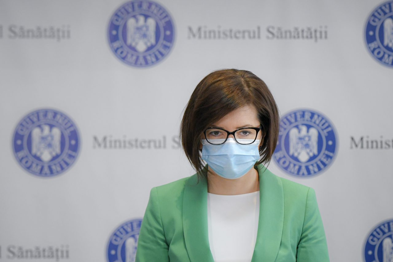 Centrele de vaccinare rămân deschise și de Paște. Ioana Mihăilă: „Dacă avem programare la vaccinare, să o respectăm”