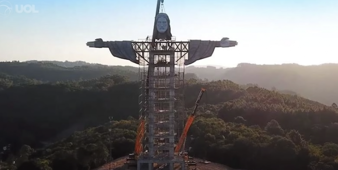 VIDEO. În Brazilia se construiește o statuie a lui Isus mai înaltă decât cea din Rio de Janeiro