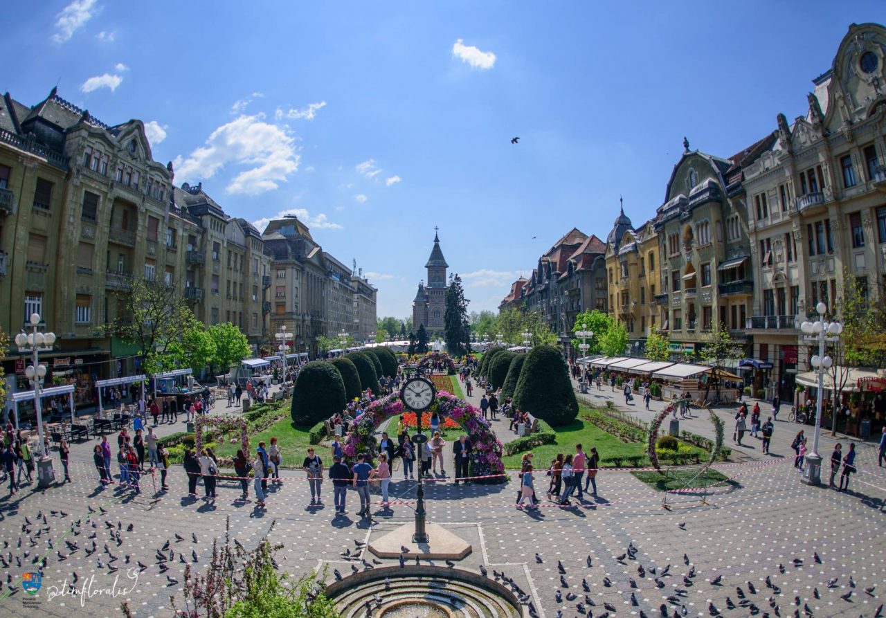 8 ȘTIRI DE LA ORA 8. Timișorenii scapă de restricții, începând de astăzi, după ce rata de infectare a scăzut considerabil