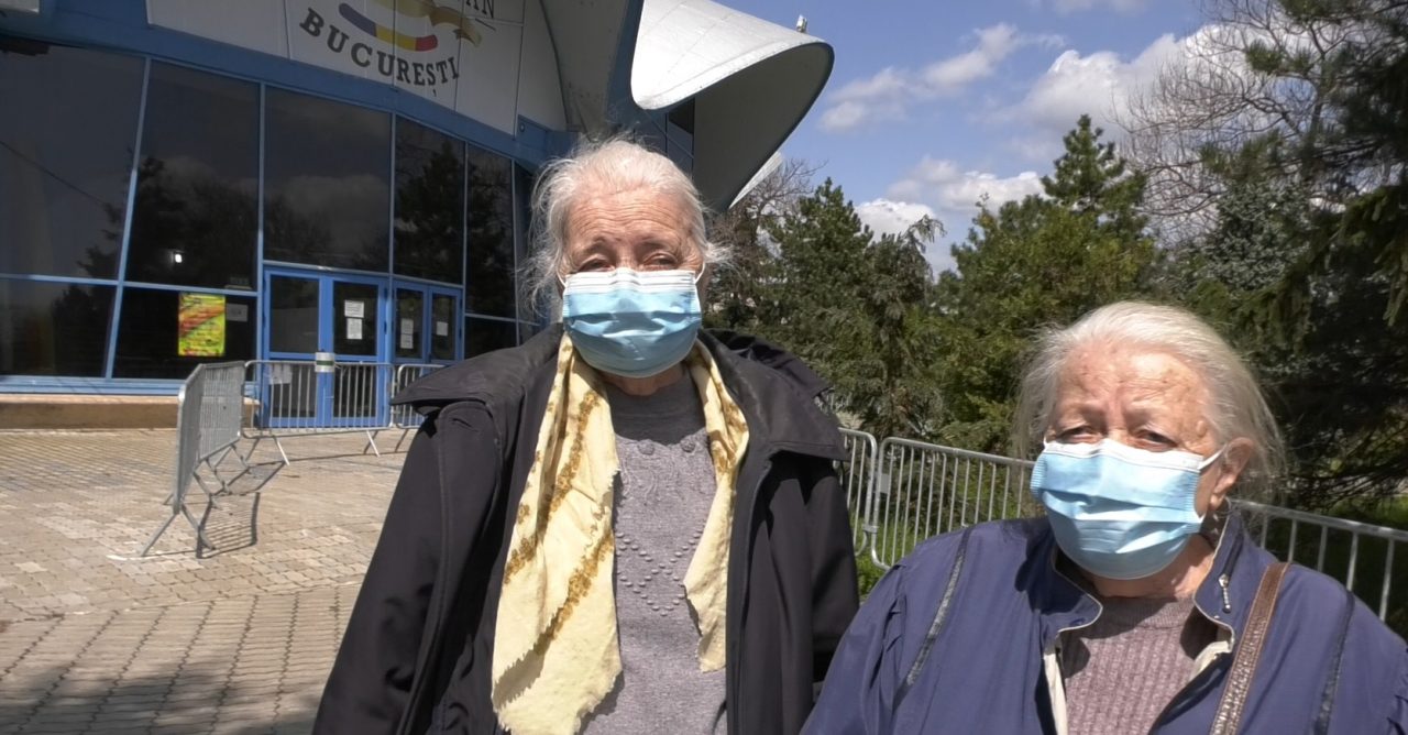 Vaccinare cu AstraZeneca fără programare. Cum a fost prima zi într-un centru din București: „Mi-a fost frică la început” (VIDEO)