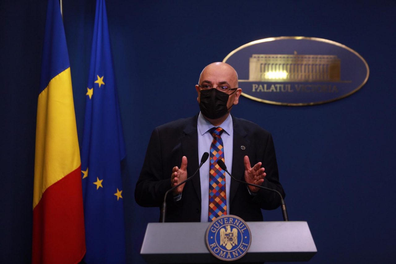 Românii se tem de un nou lockdown, în contextul valului 4 al pandemiei. Ce spune Raed Arafat despre o altă carantină națională (VIDEO)
