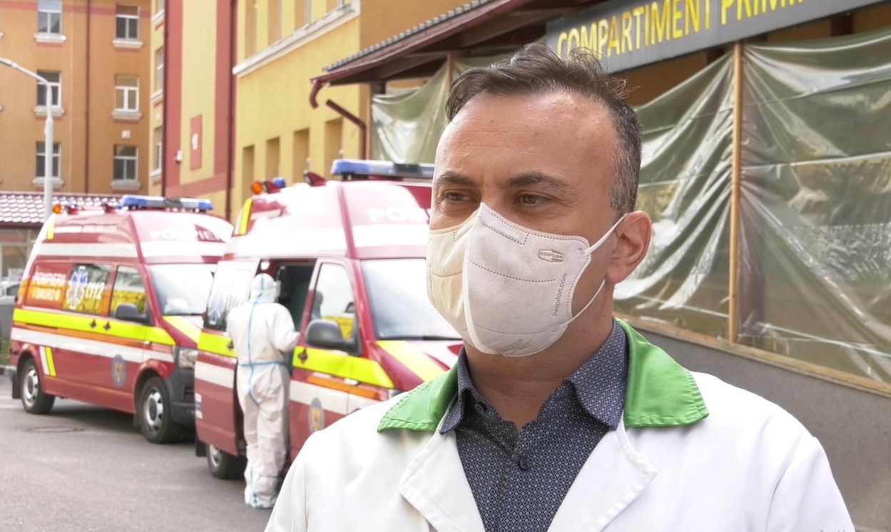 Medicul Adrian Marinescu avertizează: „Poți să ai COVID, chiar dacă testul a ieșit negativ”