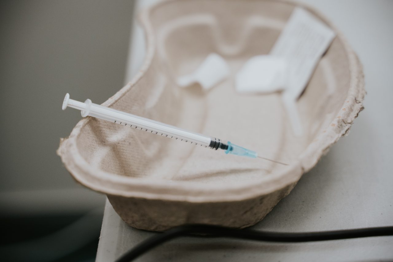42 de cazuri de tromboză au fost raportate după vaccinarea cu AstraZeneca, în Germania