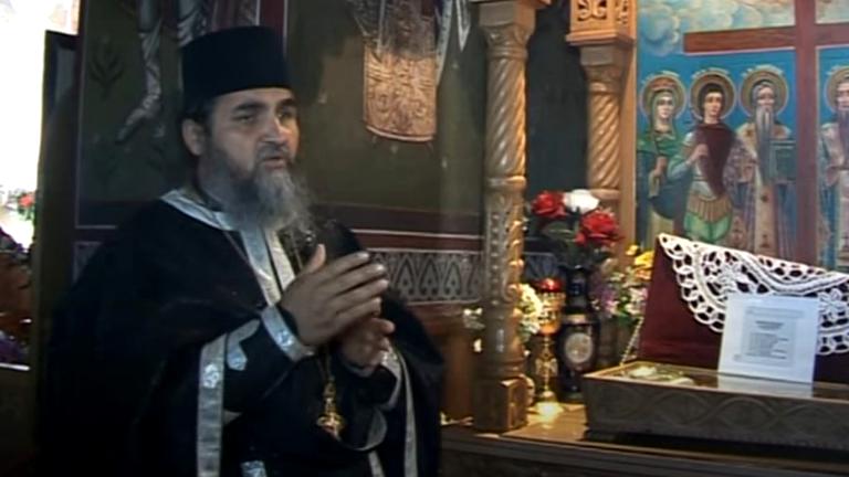 Băiatul exploatat sexual de părintele Marin de la Videle primea, în schimb, mâncare și haine noi. Preotul îl cunoștea de când era copil (EXCLUSIV)