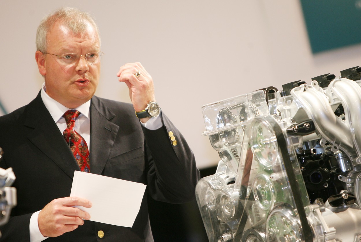 Un fost șef Ford a decedat într-un accident de tractor. Richard Parry-Jones crease modelele Mondeo și Ka