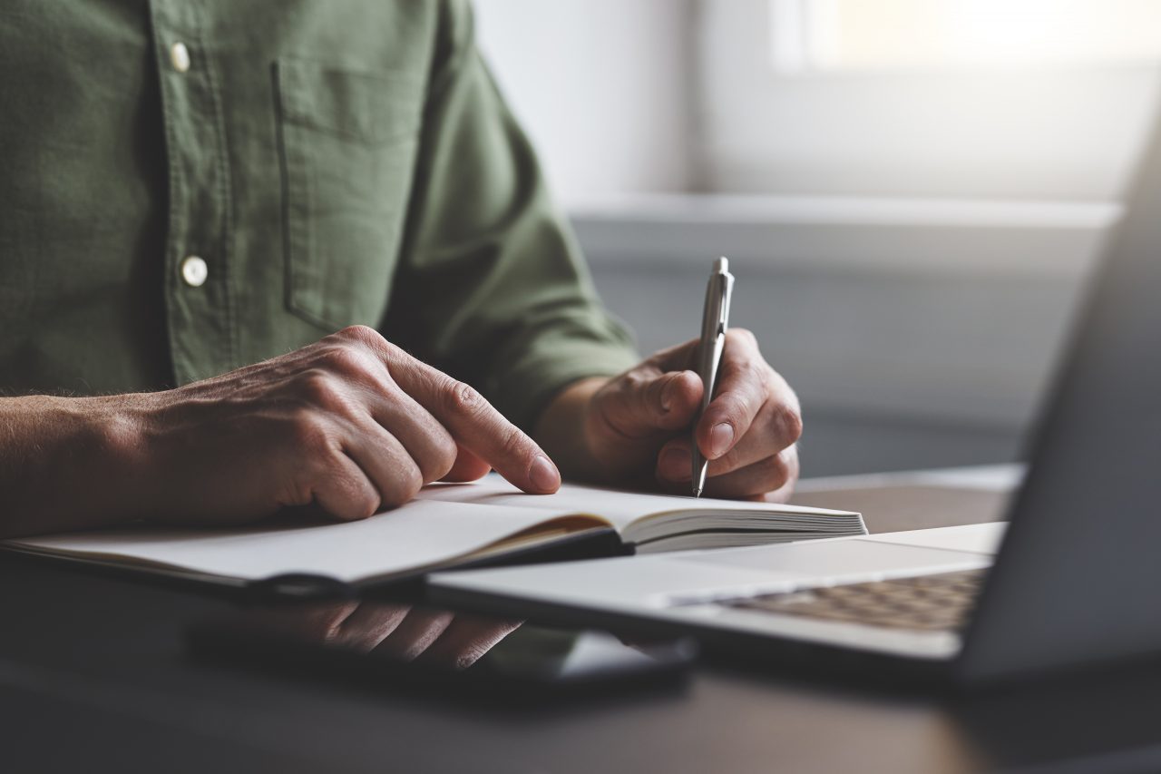 Educație financiară. Singurul curs integral acreditat pentru profesorii de gimnaziu începe înscrierile