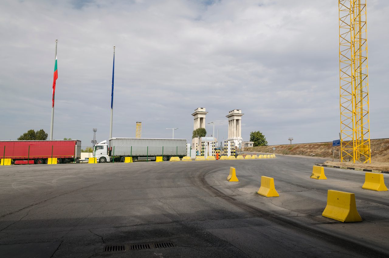 „Podul Prieteniei” Giurgiu-Ruse, închis seara, până în Vinerea Mare