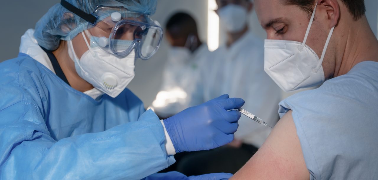 Campania de vaccinare împotriva COVID-19. Peste 51.000 de români au fost imunizați în ultimele 24 de ore