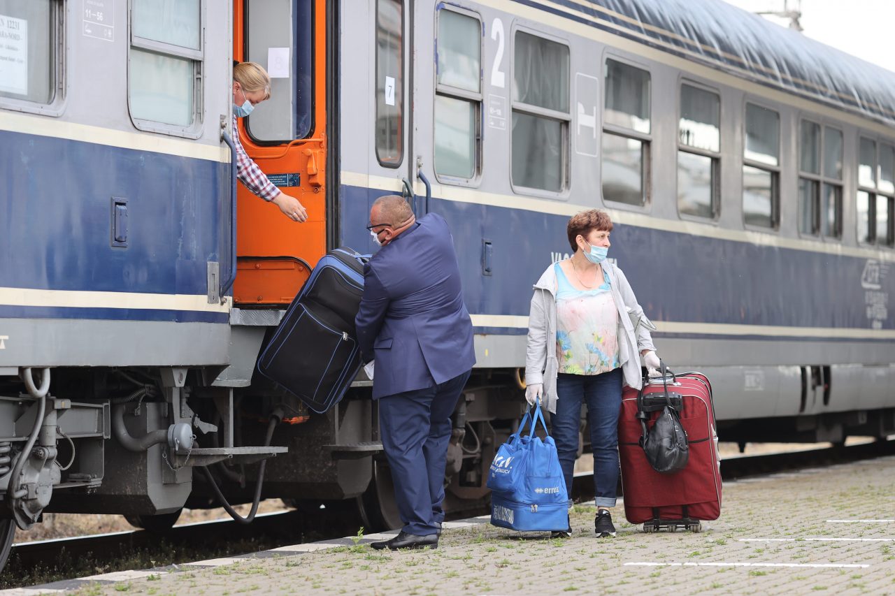 Minivacanţa de 1 Mai şi de Paşte: Trenuri directe din ţară spre litoral