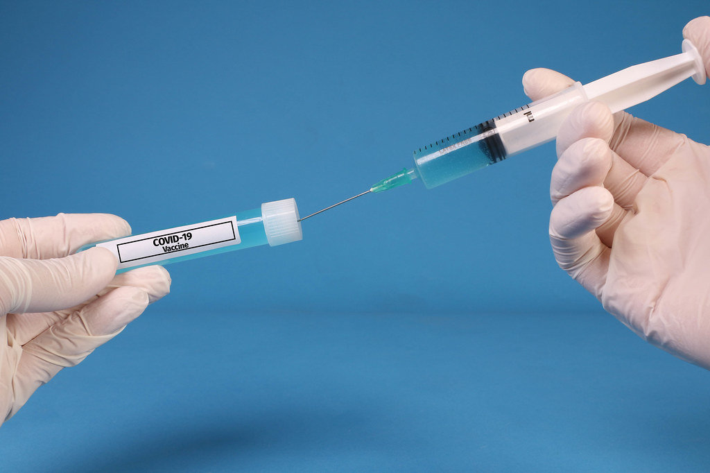 Începe vaccinarea prin centrele mobile. Județele în care sunt astfel de unități și ce tip de vaccin folosesc