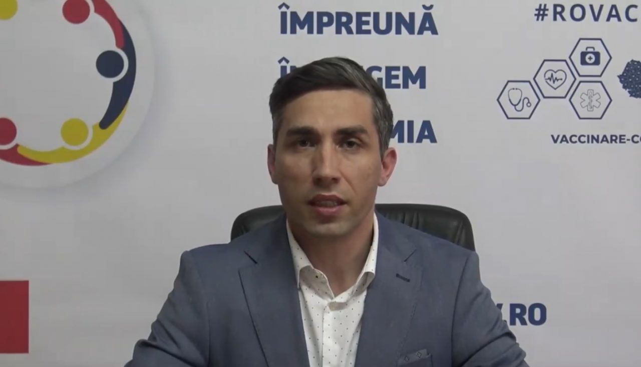 Valeriu Gheorghiță: Ne dorim că din septembrie, școala să înceapă cu prezența fizică. Masca rămâne obligatorie în școli
