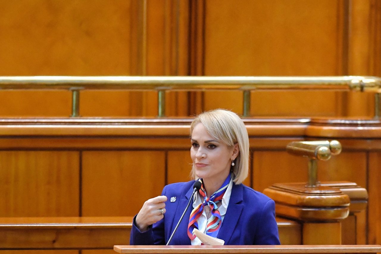 Gabriela Firea: „Sinistra Coaliție a Dreptei înființează un al doilea Minister al Sănătății, ca să acopere prostiile din pandemie”
