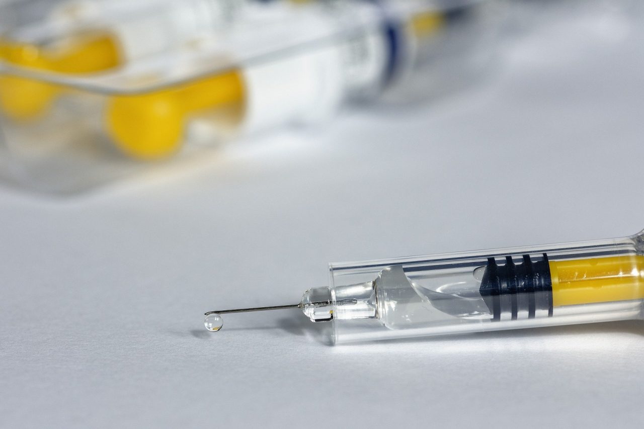 Cîțu a fost criticat în ședința USR: „Vom fi ciumații Europei în actualul ritm de vaccinare. Nu înțeleg de ce premierul insistă că este un succes”