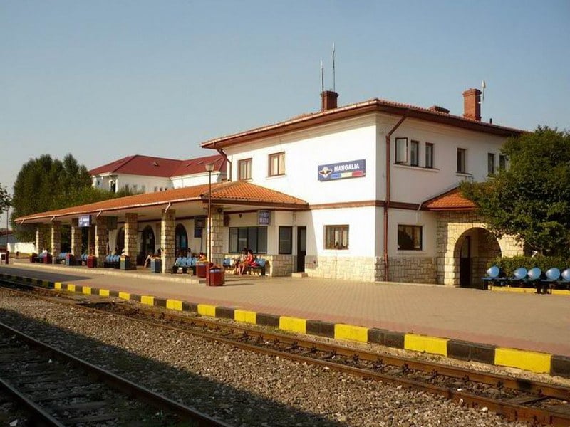 Linia de cale ferată Constanța-Mangalia va fi electrificată. CFR a lansat licitația pentru studiul de fezabilitate
