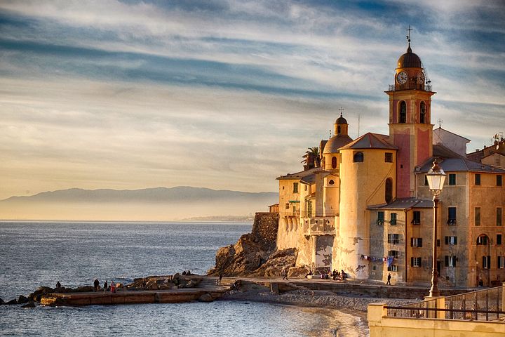 Prima insulă din Italia declarată liberă de COVID. Imunizarea, finalizată în 4 zile