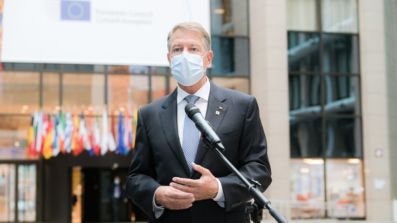 Klaus Iohannis crede că certificatul verde va înlesni libera circulație: „Este un lucru bun, dar nu trebuie să ducă la discriminări între cetățeni” (VIDEO)