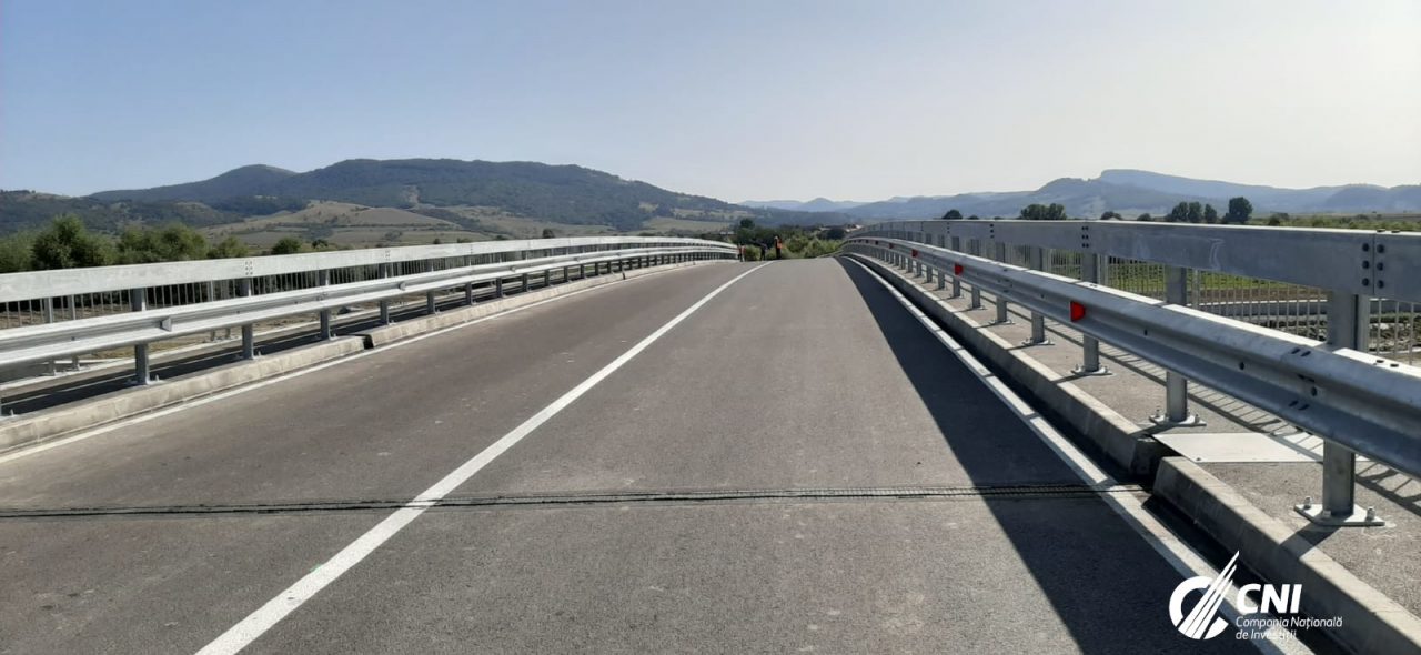 Poveștile tragice au acum final fericit: Comunități salvate de calamități, cu ajutorul Companiei Naționale de Investiții