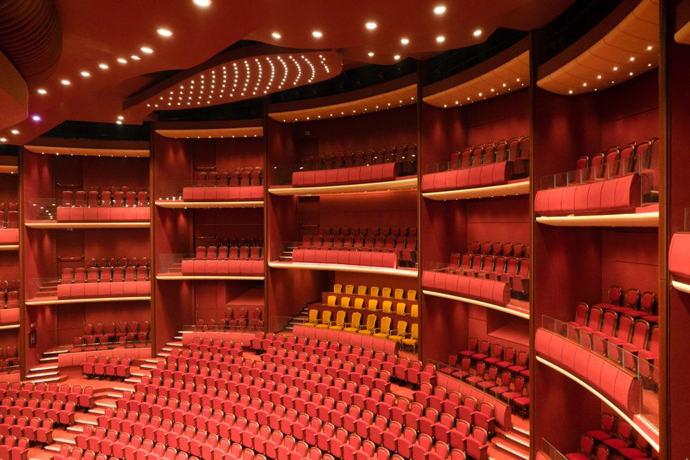 Spectacolele la Teatrul Naţional din Bucureşti se reiau pe 14 mai. Ion Caramitru (TNB): „E o gură de oxigen”