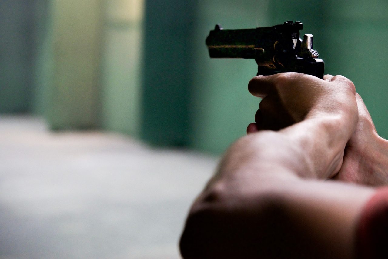 Caz bizar în SUA: La patru ani după ce un deținut a fost executat pentru crimă, autoritățile au descoperit amprentele unei alte persoane pe armă. Ce spun oficialii