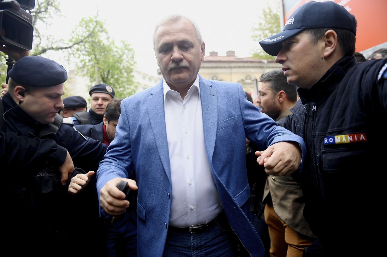 8 ȘTIRI DE LA ORA 8. Liviu Dragnea află miercuri dacă va fi eliberat condiționat, după doi ani de închisoare