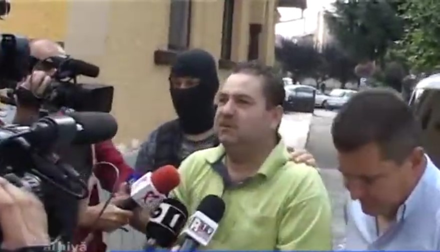 Fost candidat la Președinție, pe cale să fie evacuat din palatul pe care l-a ridicat în Târgu Jiu