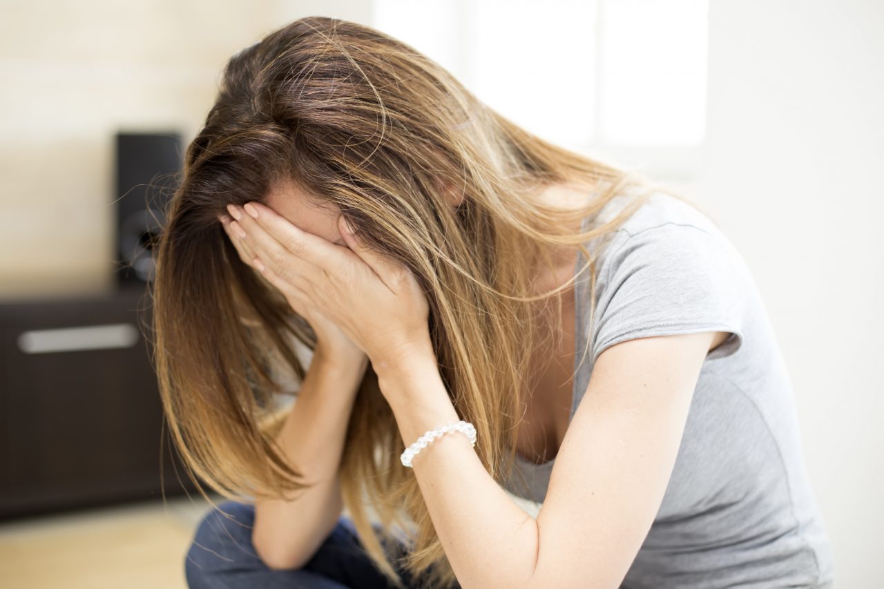Un bărbat din Dolj i-a aruncat sodă caustică pe față fostei concubine