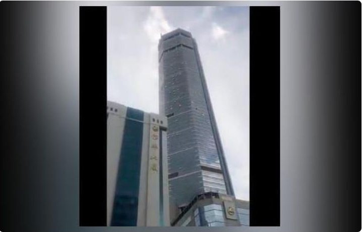 Panică în China. VIDEO cu momentul în care un zgârie-nori de 79 de etaje se clatină puternic