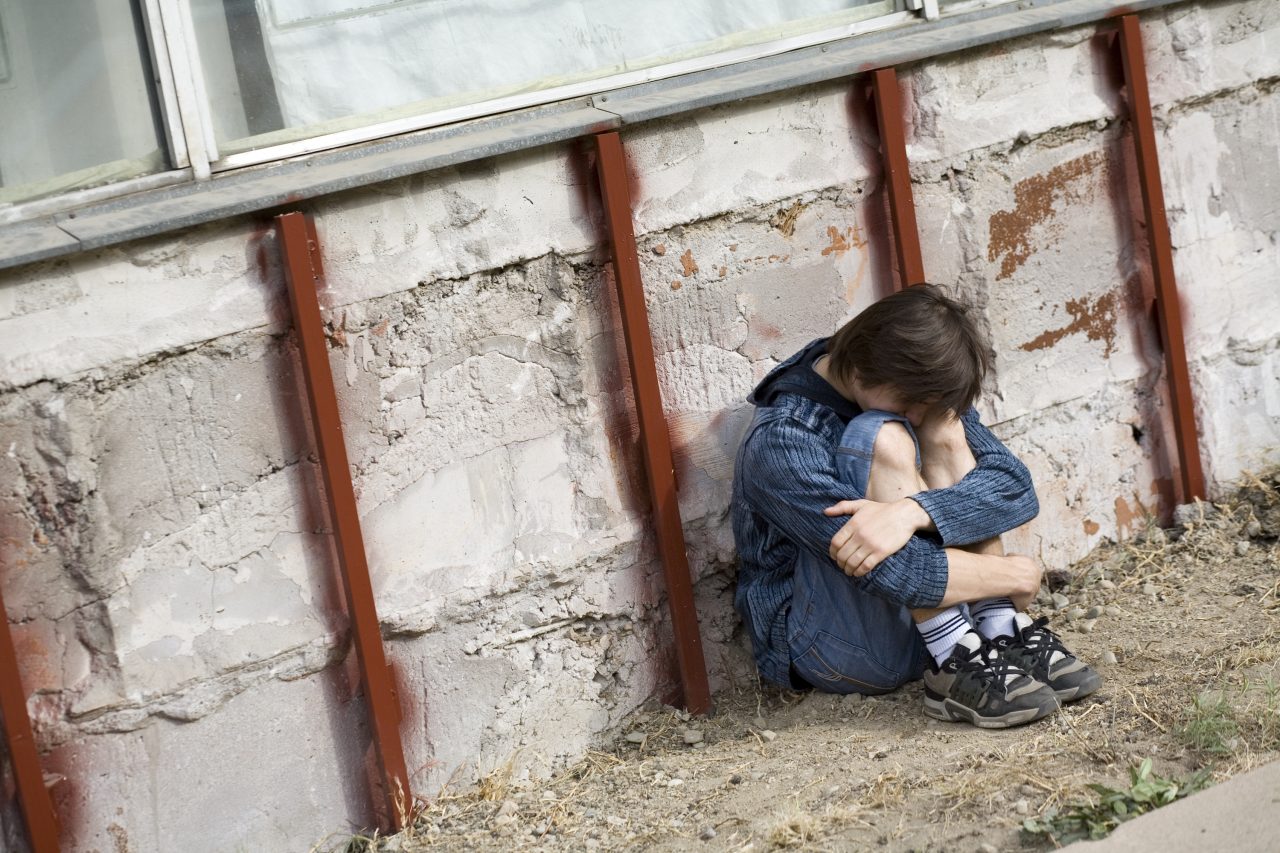 Fenomenul care îi îngrozește pe părinți în pandemie: Tot mai mulți copii fug de casă / Explicațiile unui psiholog